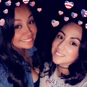 Meet your Posher, Raquel